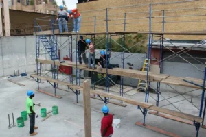 Which NYC regulations apply to scaffolding on construction sites?